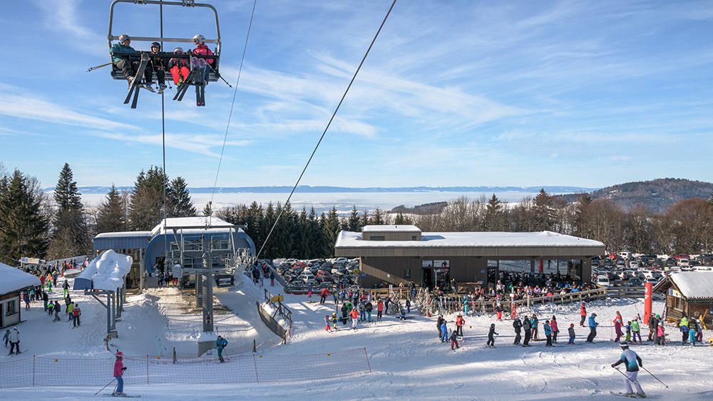 Le télésiège et le départ des pistes